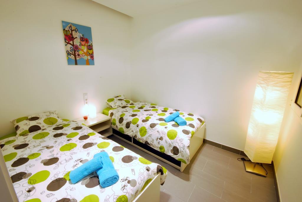 Gran Via Sdb Apartment Barcelona Exterior photo