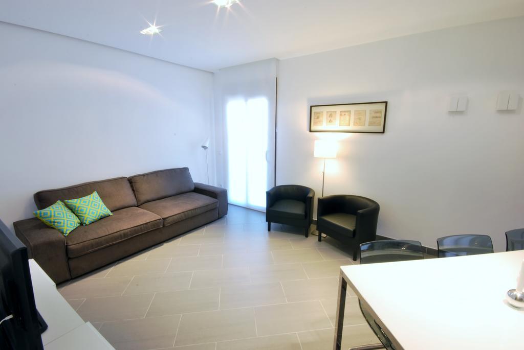 Gran Via Sdb Apartment Barcelona Exterior photo